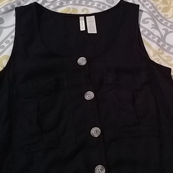 Top - Picture 2 of 2